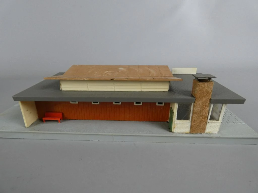Modelbouw set treinstation Rheden en fabriek schaal H0 - foto 2