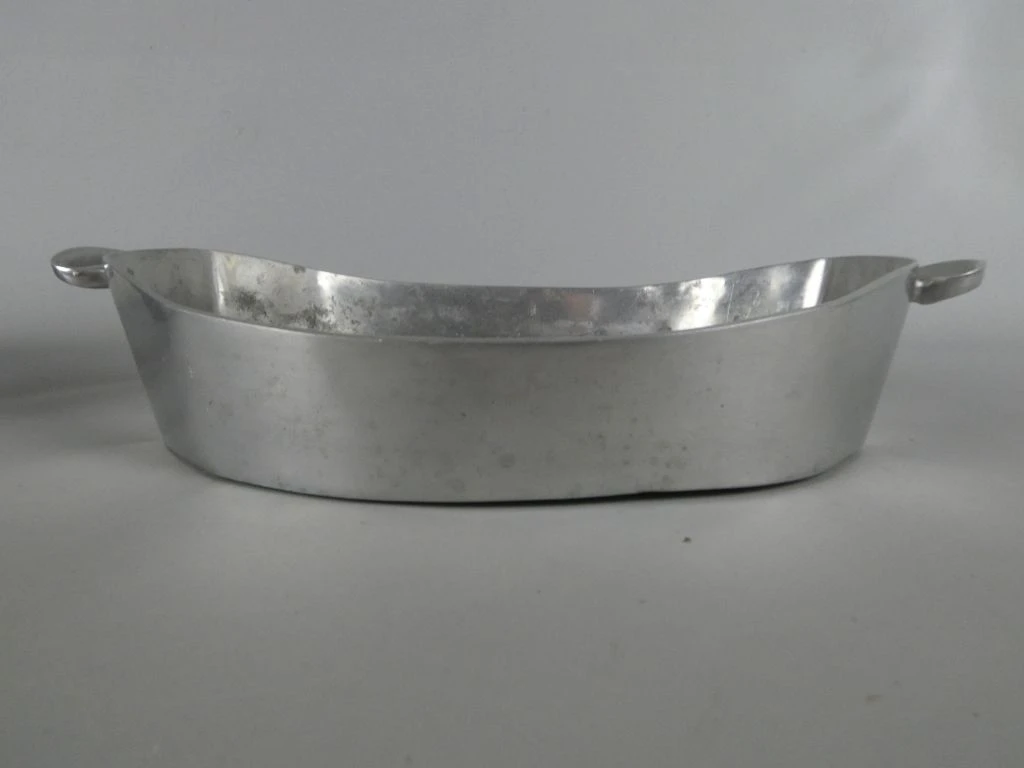 Set van 2 metalen serveerschalen met handvatten - foto 6