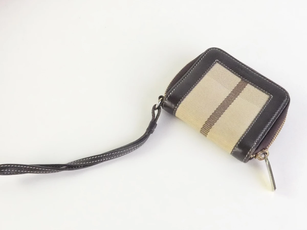Burberry Brit - gewatteerde damesjas met bijpassend tasje portemonnee - foto 19
