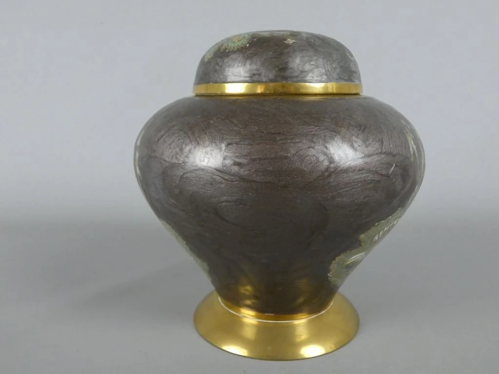 Decoratieve metalen pot met deksel en bloemmotief - foto 2