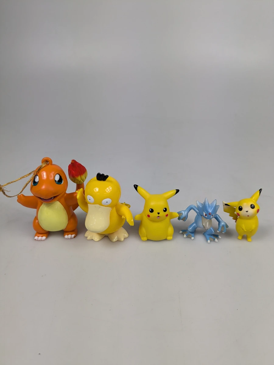 Set van 5 Pokémon figuurtjes en 3 stickers - foto 2