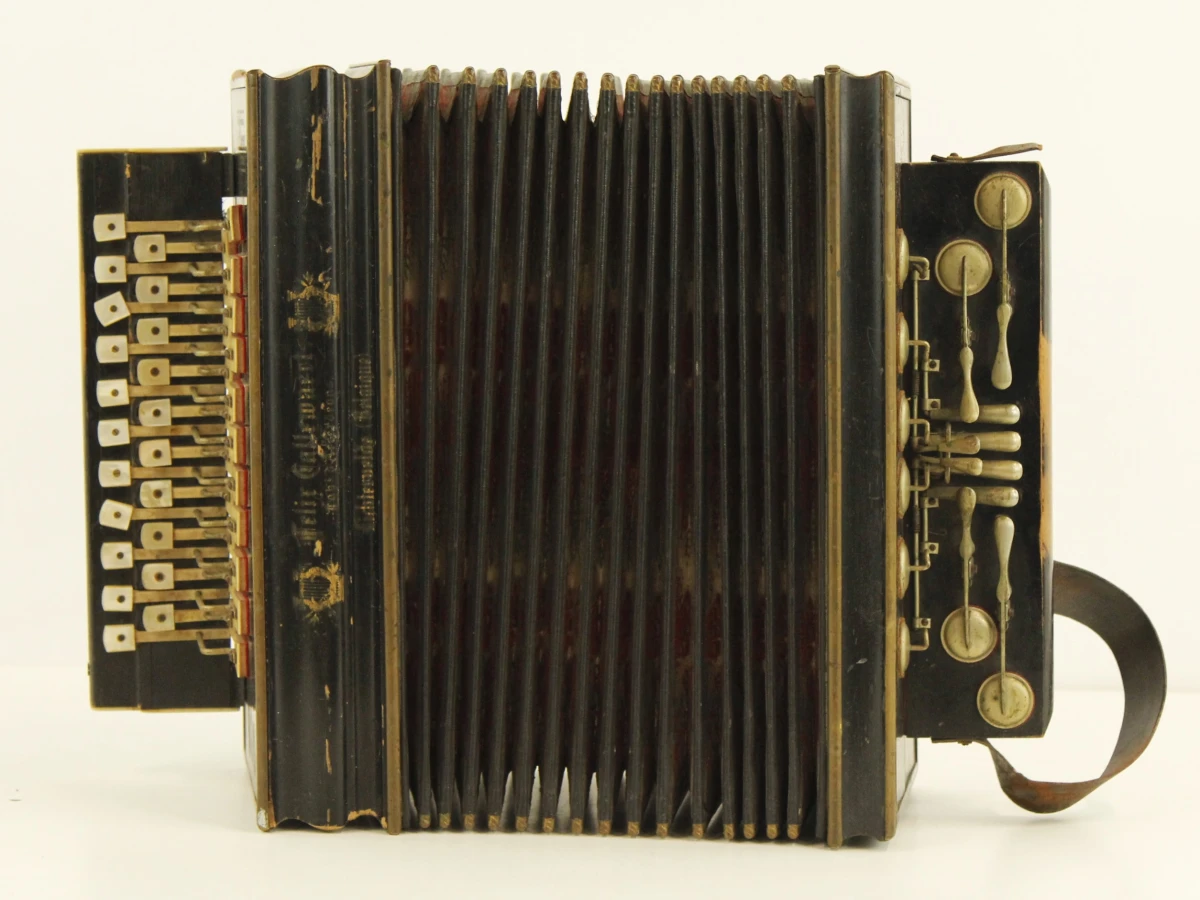 Antieke accordeon Felix Callewaert Lichtervelde - foto 2