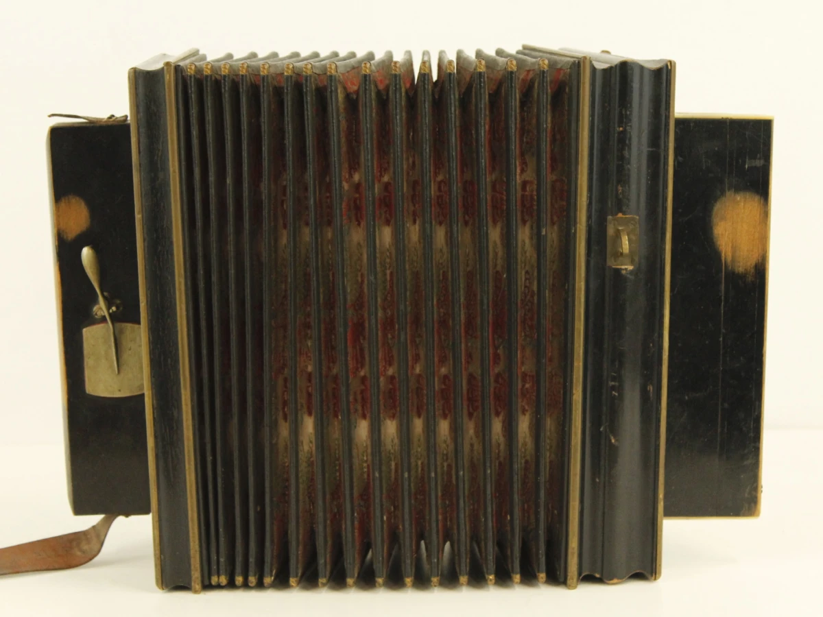 Antieke accordeon Felix Callewaert Lichtervelde - foto 10