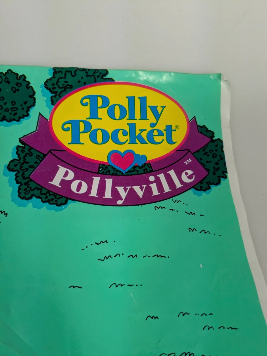 Polly Pocket Pollyville speelset met accessoires en speelmat - foto 4