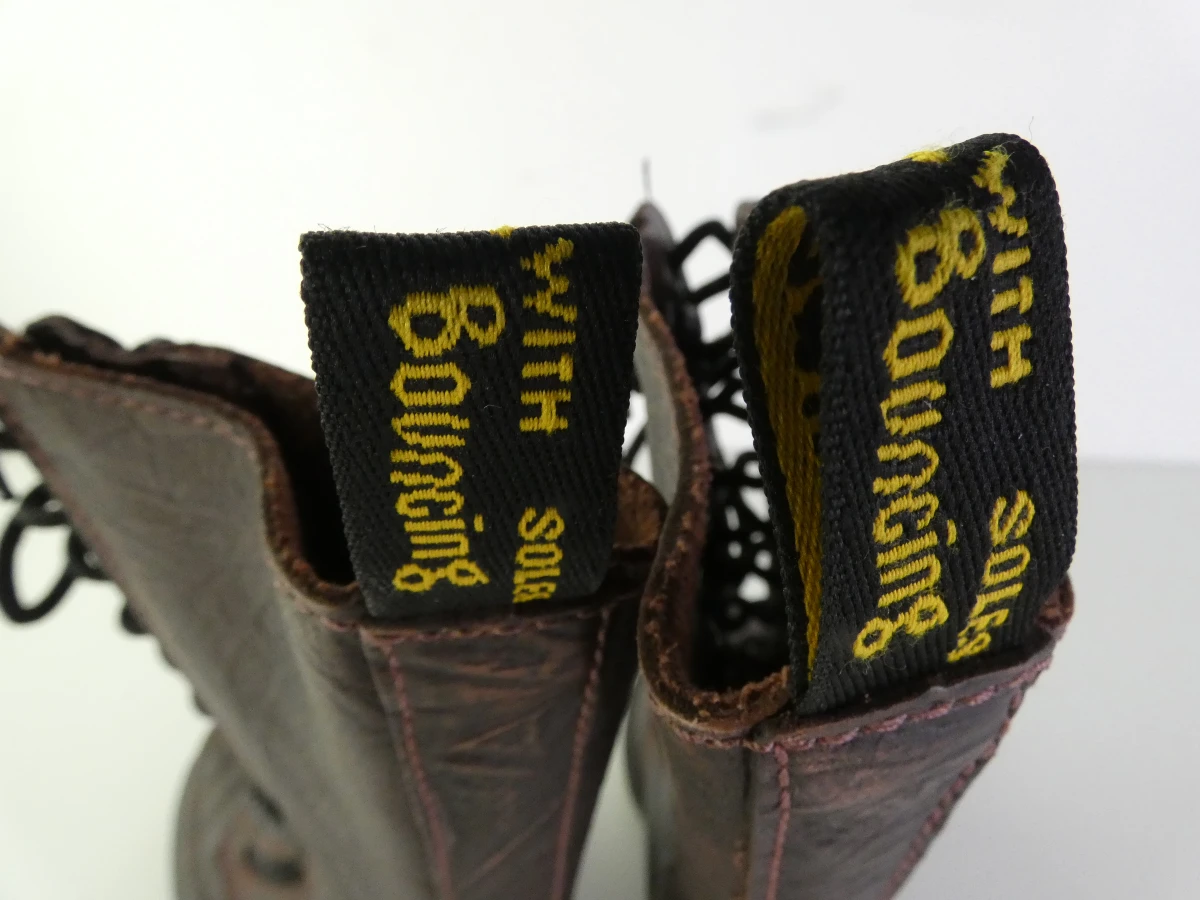 Leren veterlaarzen Dr. Martens, model 9733 - foto 5