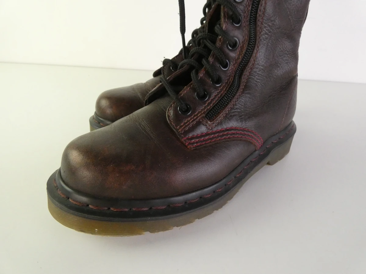 Leren veterlaarzen Dr. Martens, model 9733 - foto 6