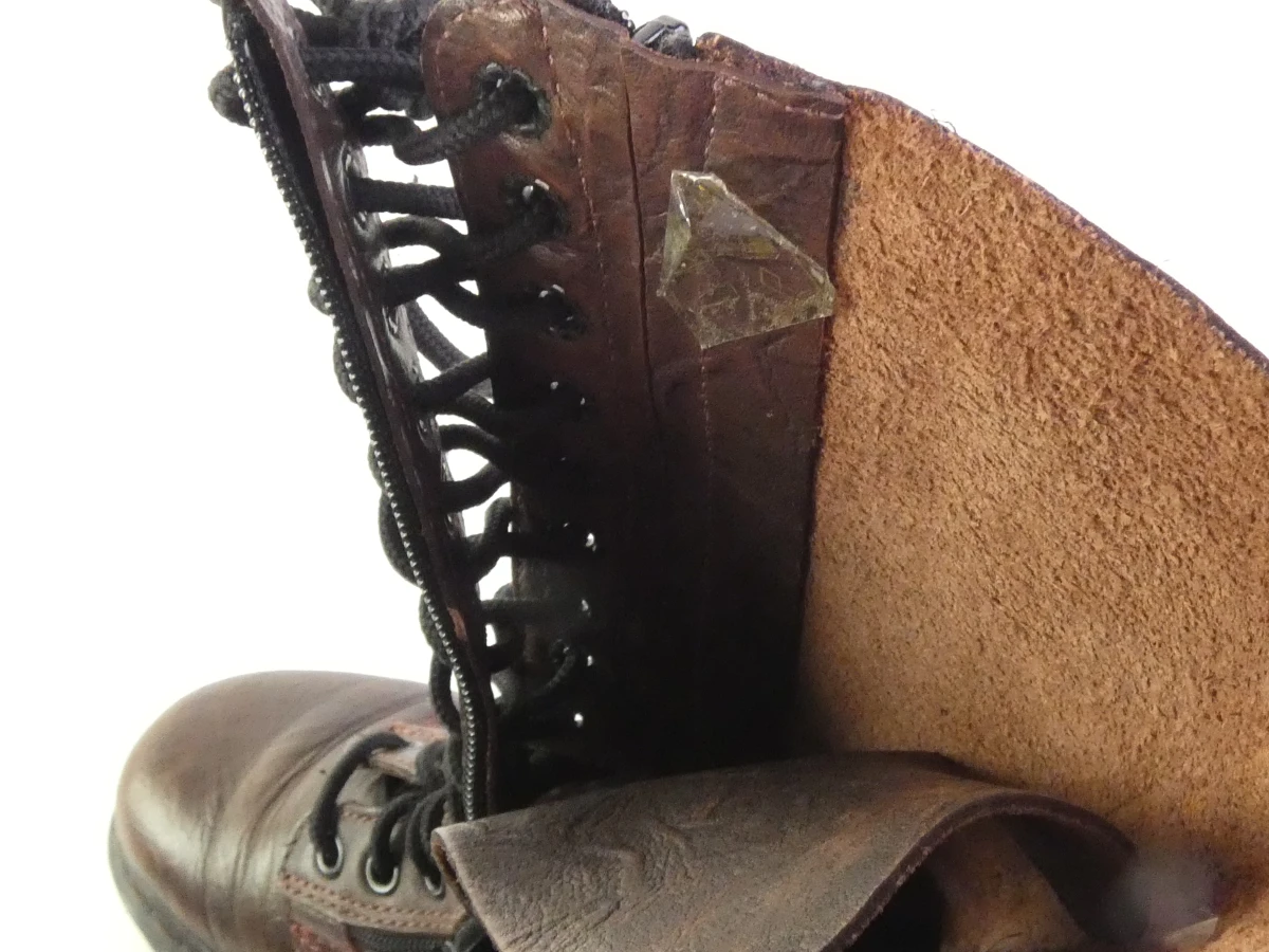 Leren veterlaarzen Dr. Martens, model 9733 - foto 14