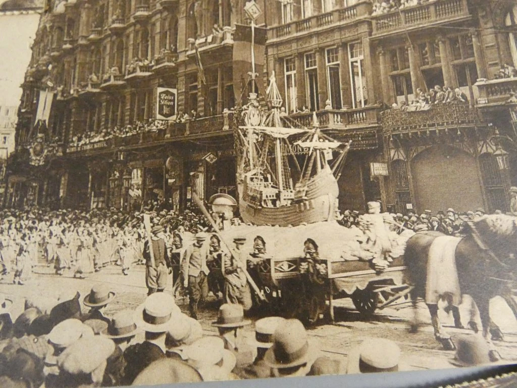 Historische Prentkaarten van de Stoet in Antwerpen (1830-1930) - foto 4