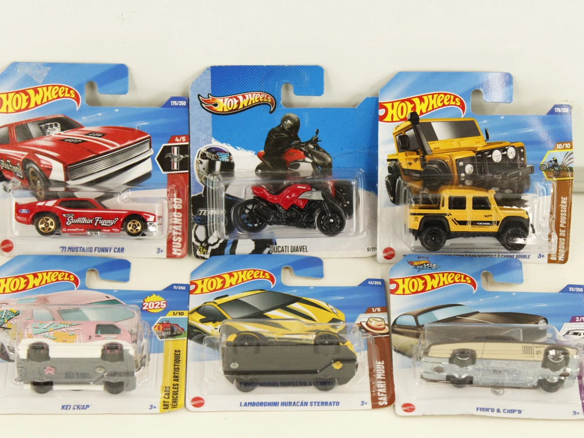 Hot wheels lot van 35 auto's in verpakking - foto 2