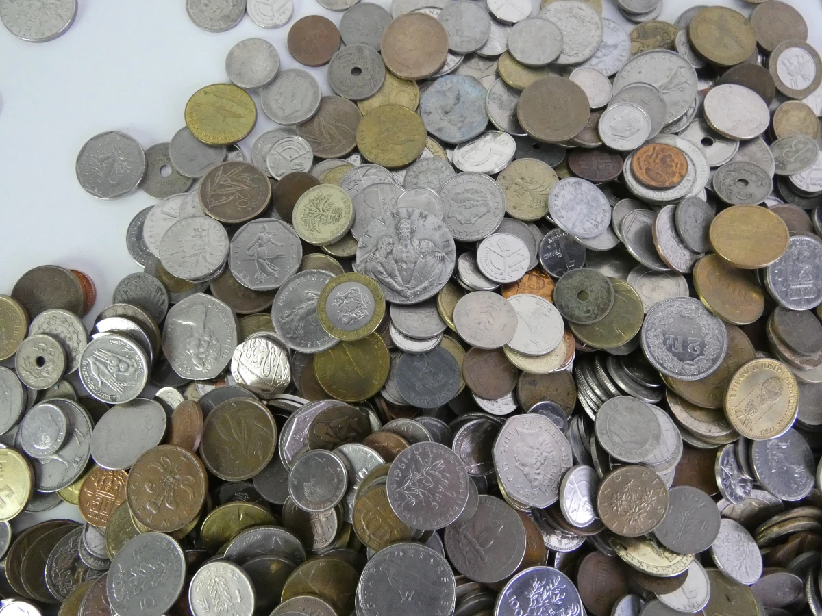 Verzameling oude munten en bankbiljetten uit diverse landen - foto 4