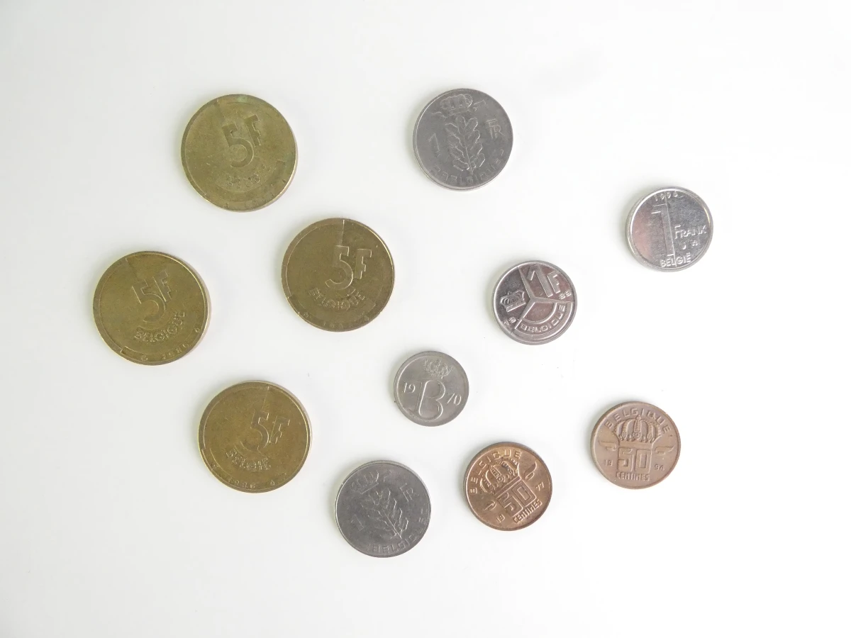 Verzameling oude munten en bankbiljetten uit diverse landen - foto 6