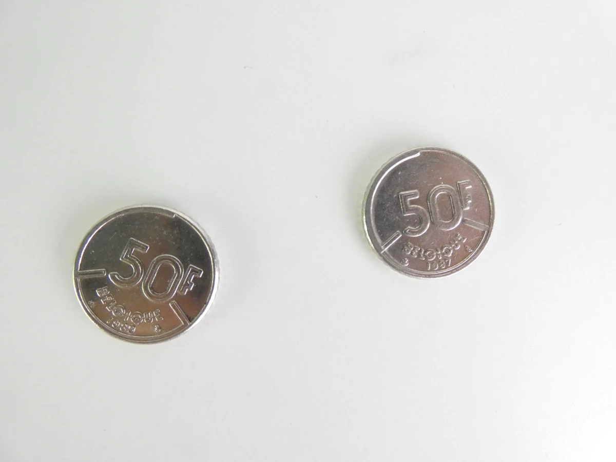 Verzameling oude munten en bankbiljetten uit diverse landen - foto 7