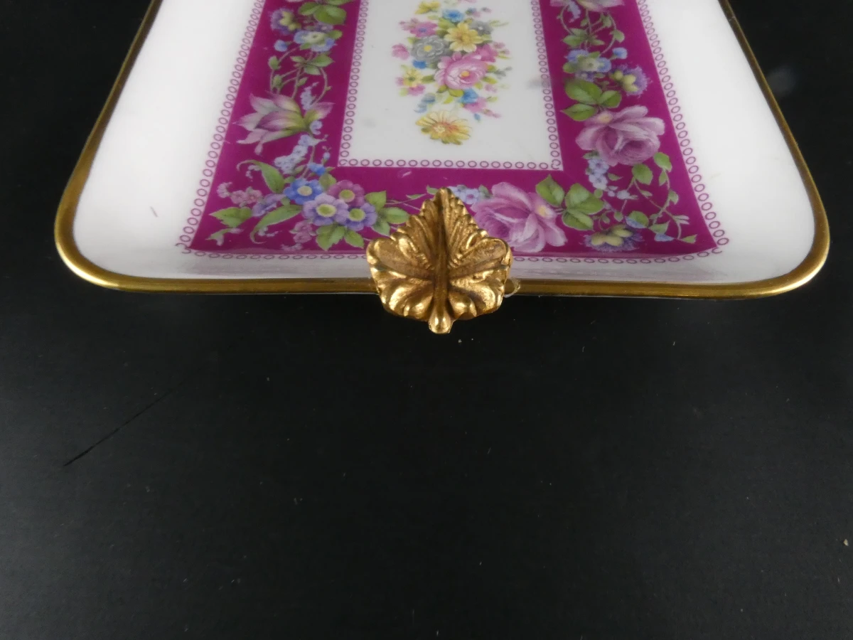 3 decoratieve porseleinen objecten - Limoges en Couleuvre, Frankrijk - foto 24