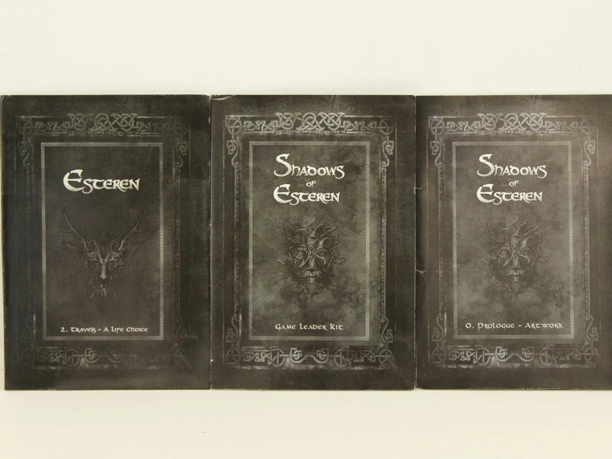 Shadows of Esteren RPG - Luxe Kickstarter set met Fearil en travels box - foto 2