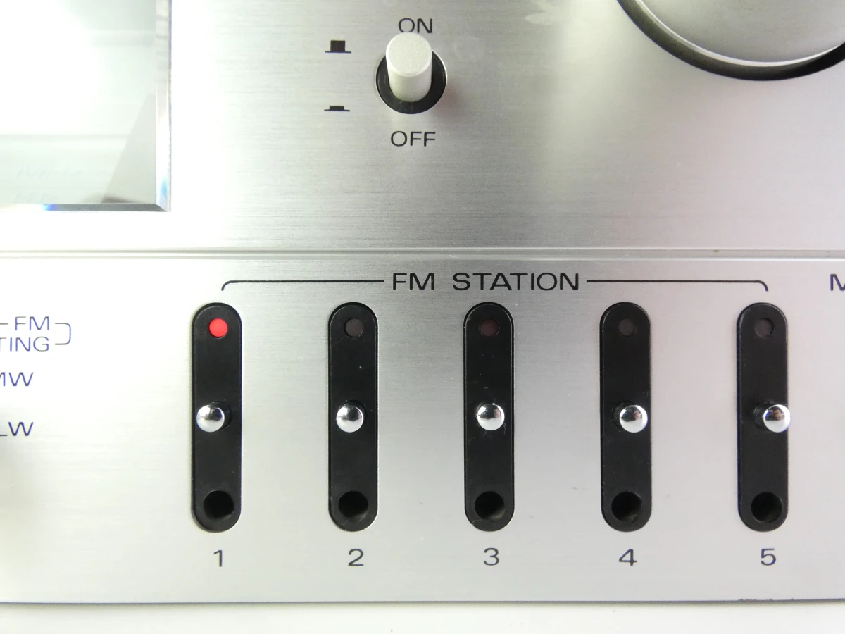 Vintage Fisher Studio-Standard RS-3030 Stereo Receiver (1979 - 1981) - foto 4
