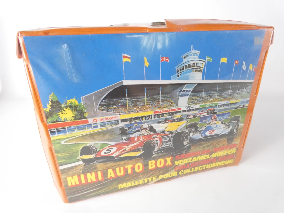 Set vintage miniatuur raceauto's met opbergkoffer - foto 7