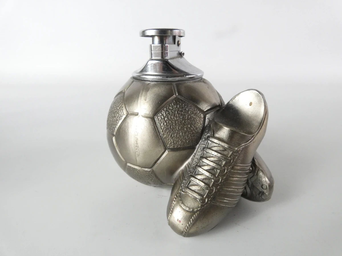 Uitgebreide vintage collectie aanstekers - diverse merken en bijzondere modellen - foto 2