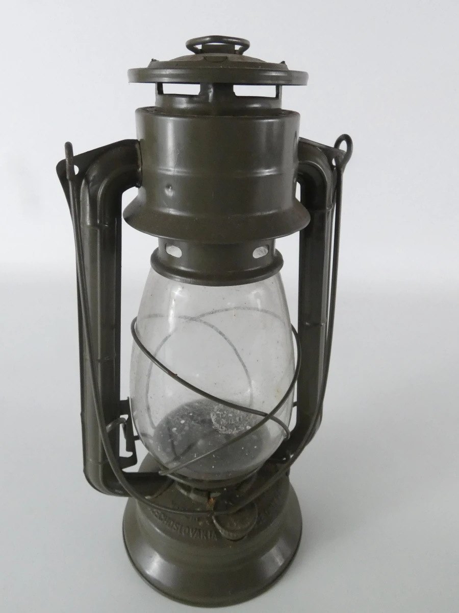 Set van 3 Vintage Lantaarns: 2x Meva 865 Stormlamp & 1x Messing Seinlamp / Carbidlamp - foto 3