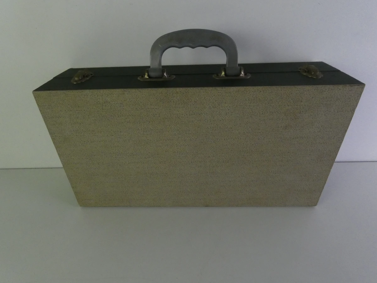 Vintage vinylopbergset met koffer, platenrekken en platenalbums - foto 17