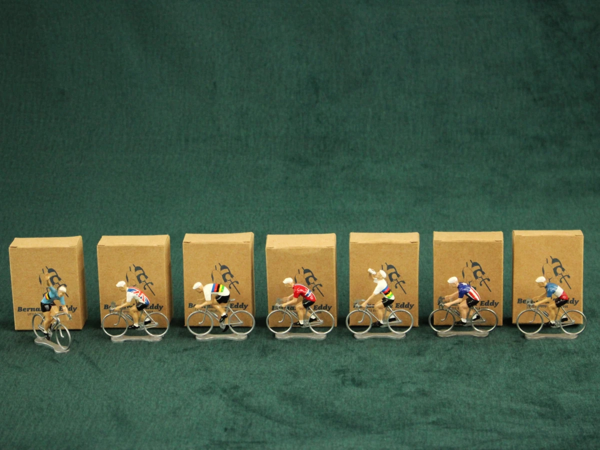 Bernard & Eddy – Little Cyclists World Tour – Lot van 7 miniatuurwielrenners in ovp - foto 2