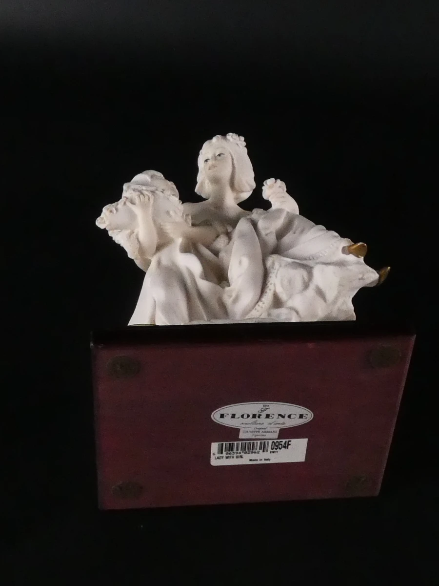 Vintage biscuitporselein beeldje - Giuseppe Armani - foto 12