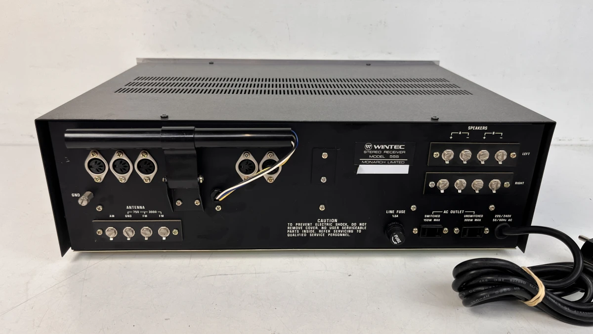 Zeldzame Vintage Wintec Model 555 AM/FM Stereo Receiver – Prachtige Jaren '70 Klassieker! - foto 3