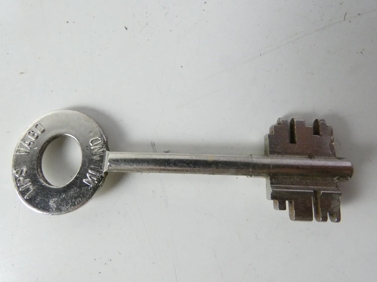 Grote partij mechanische opwindsleutels (Klokken & Speelgoed) - foto 10
