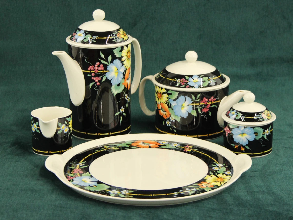 Villeroy & Boch Xenia koffie en thee serveer  servies met uitgesproken bloemenmotief - foto 2