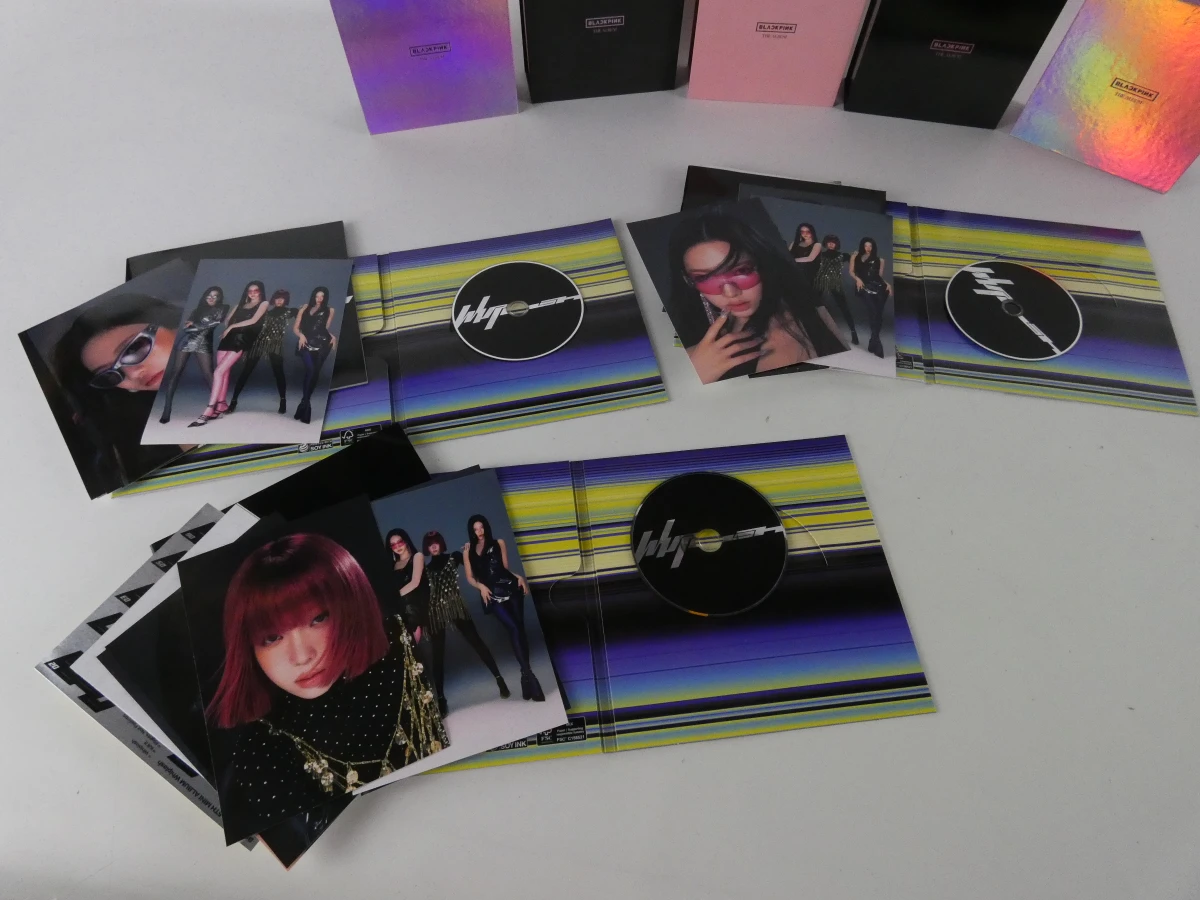 K-pop CD boxsets met boekjes en fotokaarten - foto 3