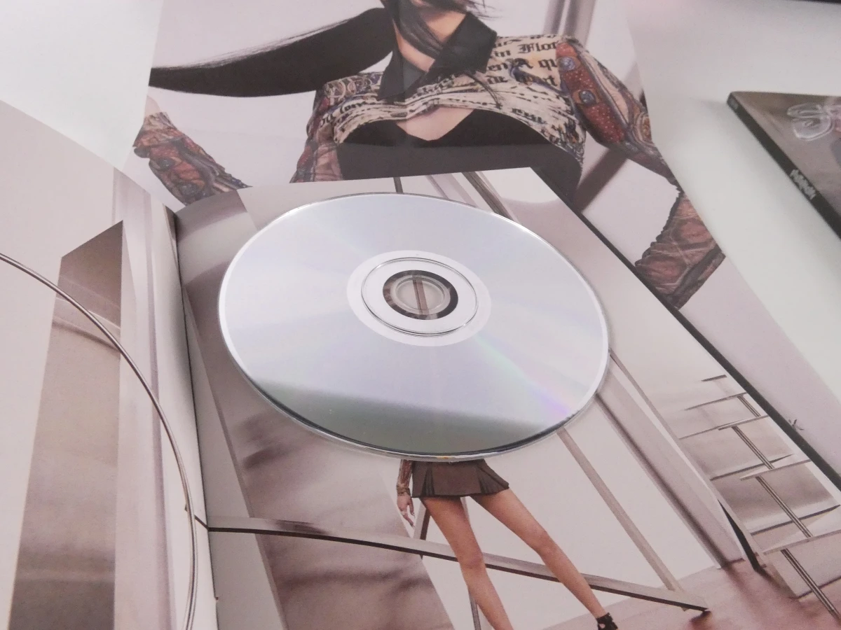 K-pop CD boxsets met boekjes en fotokaarten - foto 18