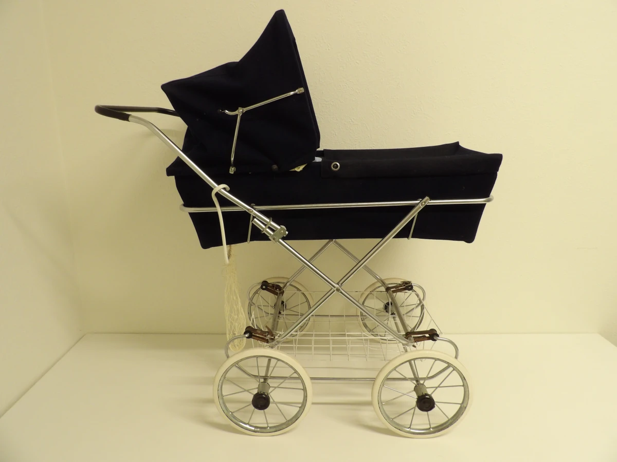 Vintage poppenwagen (jaren '70/'80) - foto 2