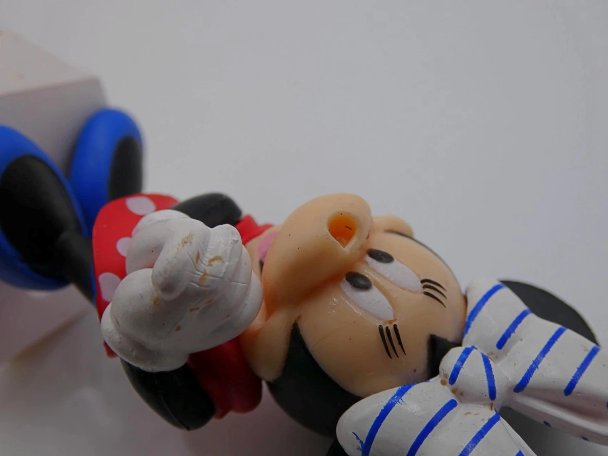 Minnie Mouse verzamelfiguurtje op sokkel - foto 7