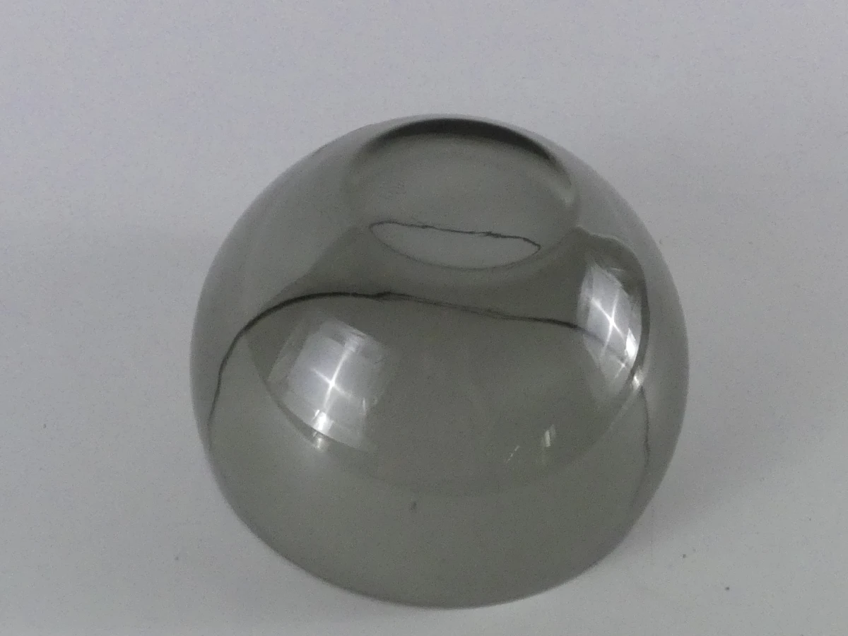 Scandinavische Schaal van Rookglas – Handgesigneerd - foto 5