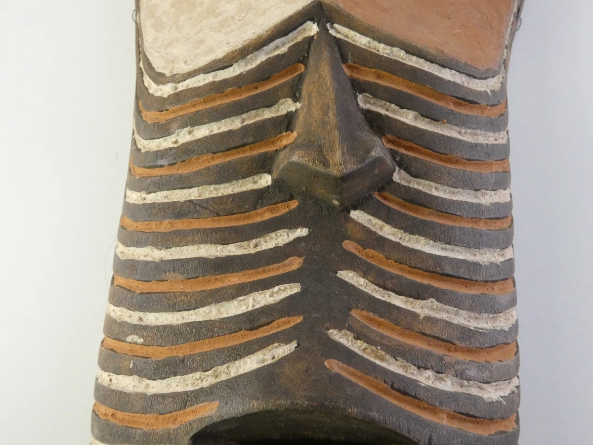 Decoratief Afrikaans houten masker - foto 9