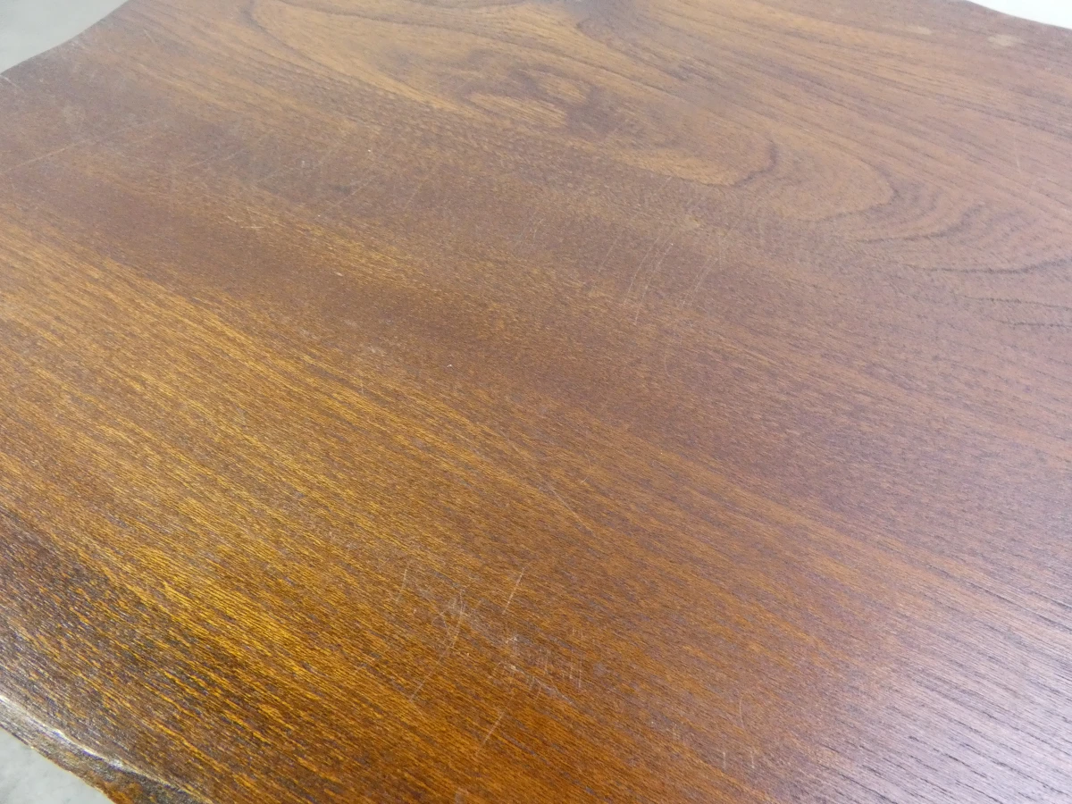 Houten bijzettafel/kruk met natuurlijke takkenpoten - foto 11