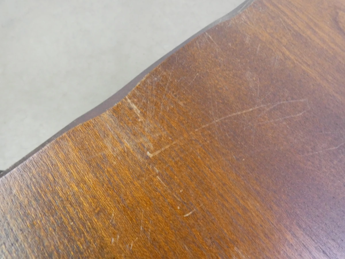 Houten bijzettafel/kruk met natuurlijke takkenpoten - foto 13