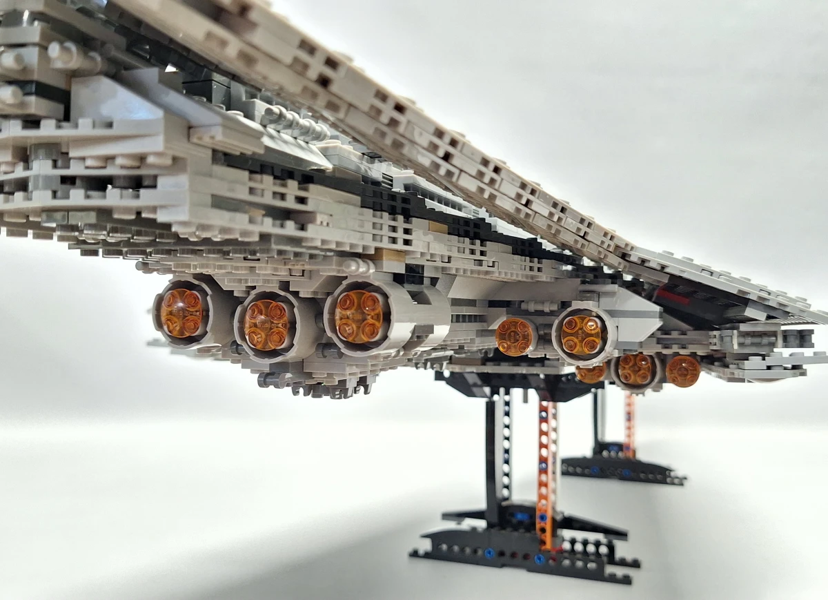Lego Star Wars Super Star Destroyer 10221 Ultimate Collector Series uit 2011 - foto 7