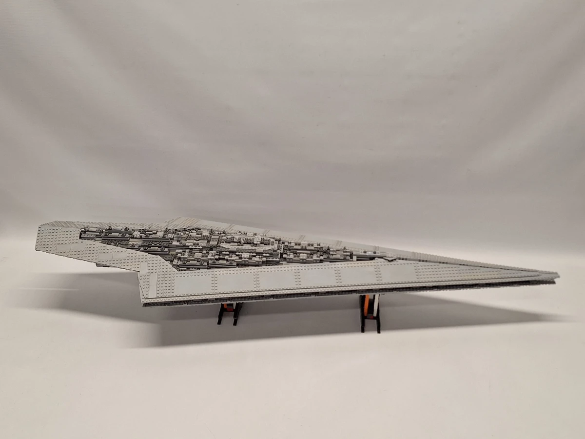 Lego Star Wars Super Star Destroyer 10221 Ultimate Collector Series uit 2011 - foto 3
