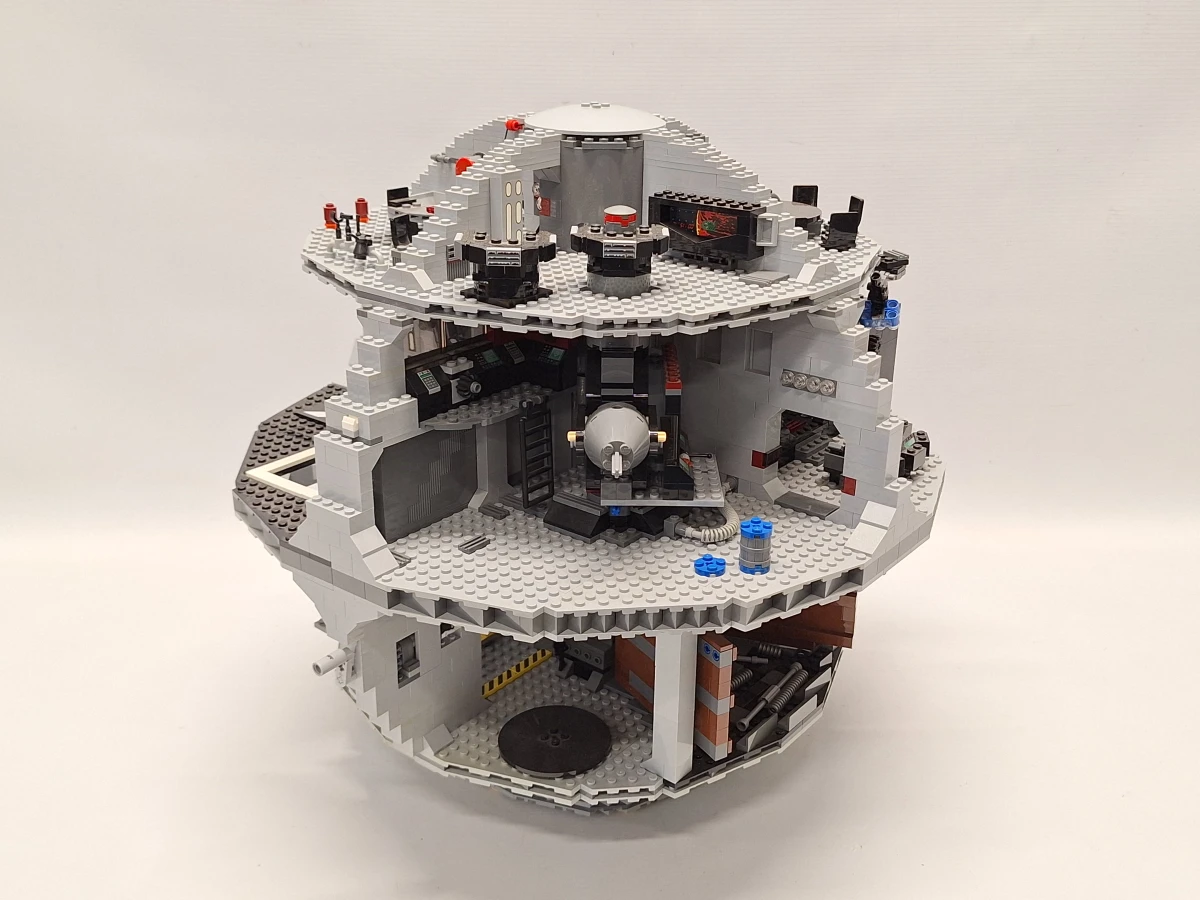 Lego Star Wars Death Star set 10188 uit 2008 - foto 3