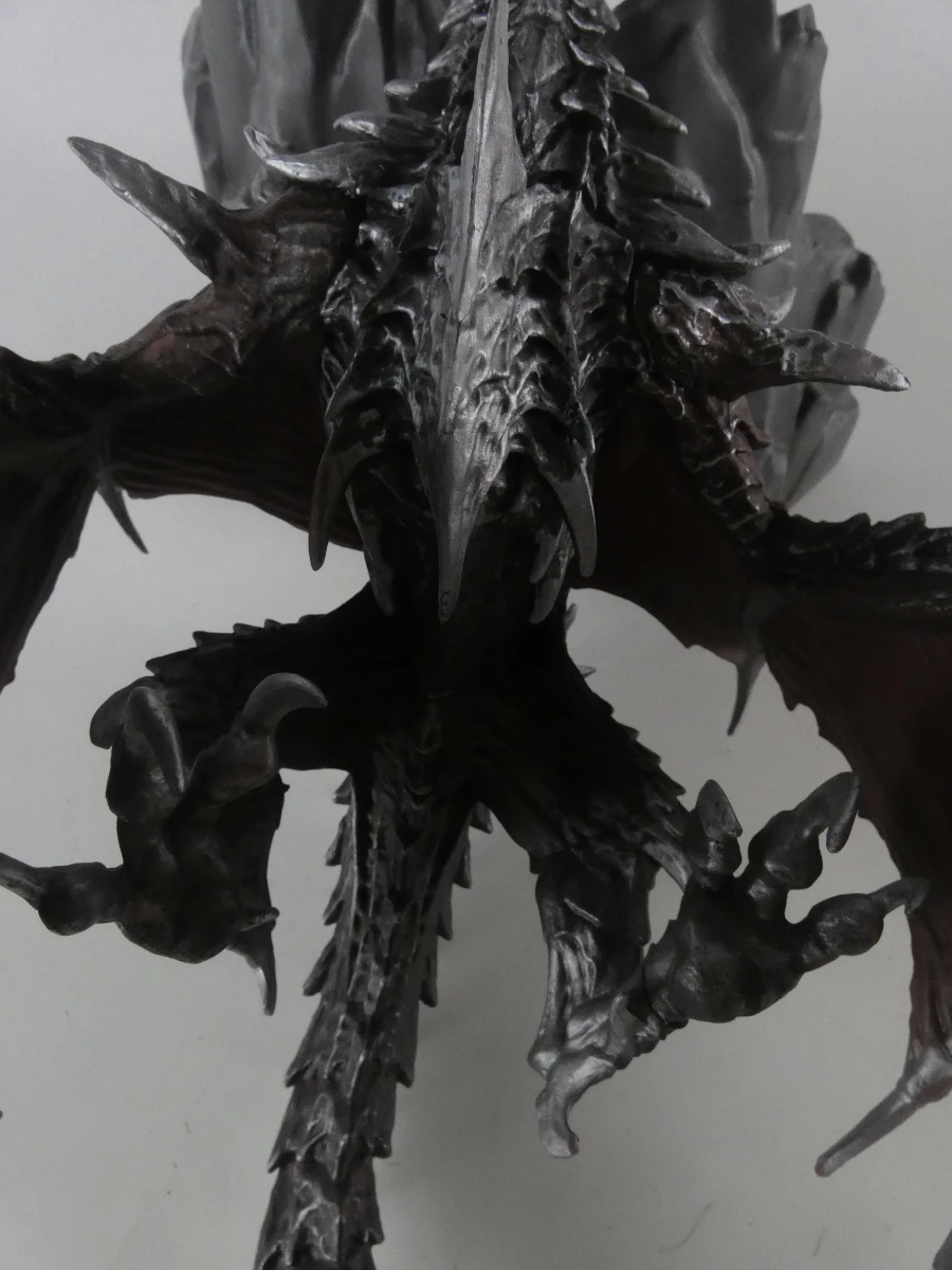 Zeldzaam Skyrim Alduin standbeeld - foto 8