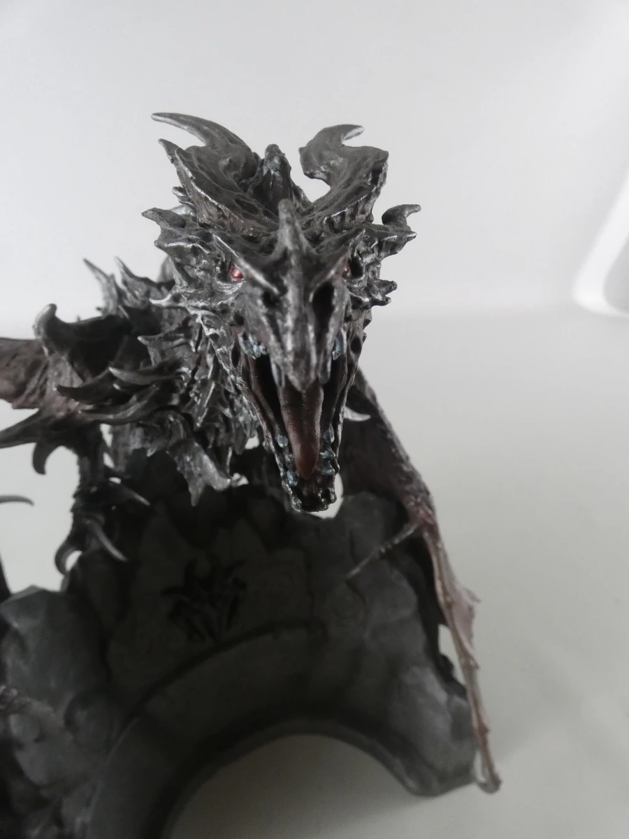 Zeldzaam Skyrim Alduin standbeeld - foto 13