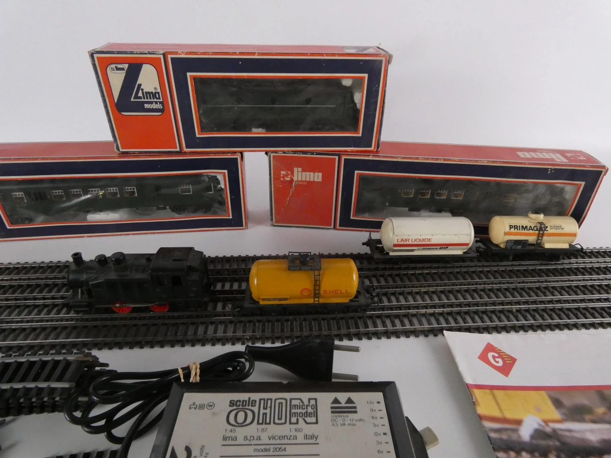 Vintage Lima HO modeltreinset - locomotieven, wagons, rails en toebehoren - foto 4