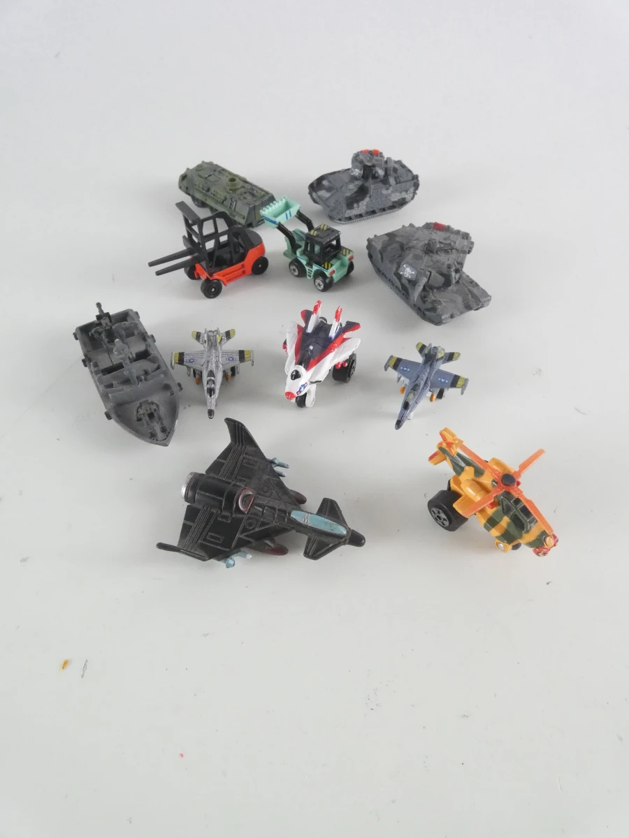 Micro Machines Military Aircraft Carrier 1998 met doos - foto 18