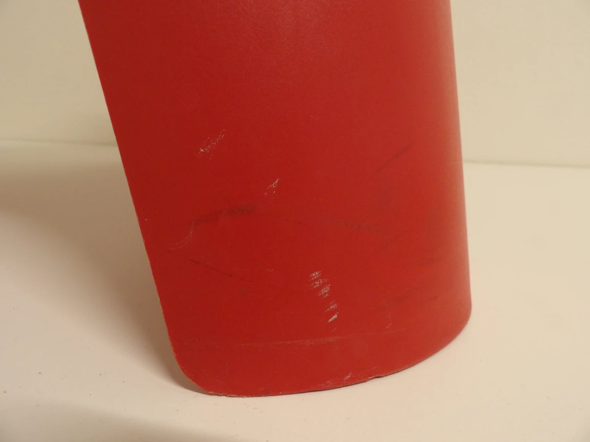Vitra Elephant Stool - Sori Yanagi - Rood Design Krukje - foto 4