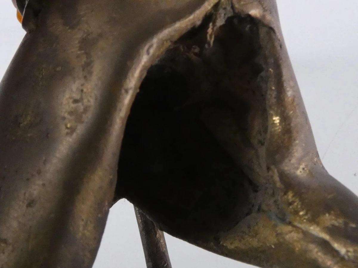 Bronzen beeldje van werkman met stok - foto 6