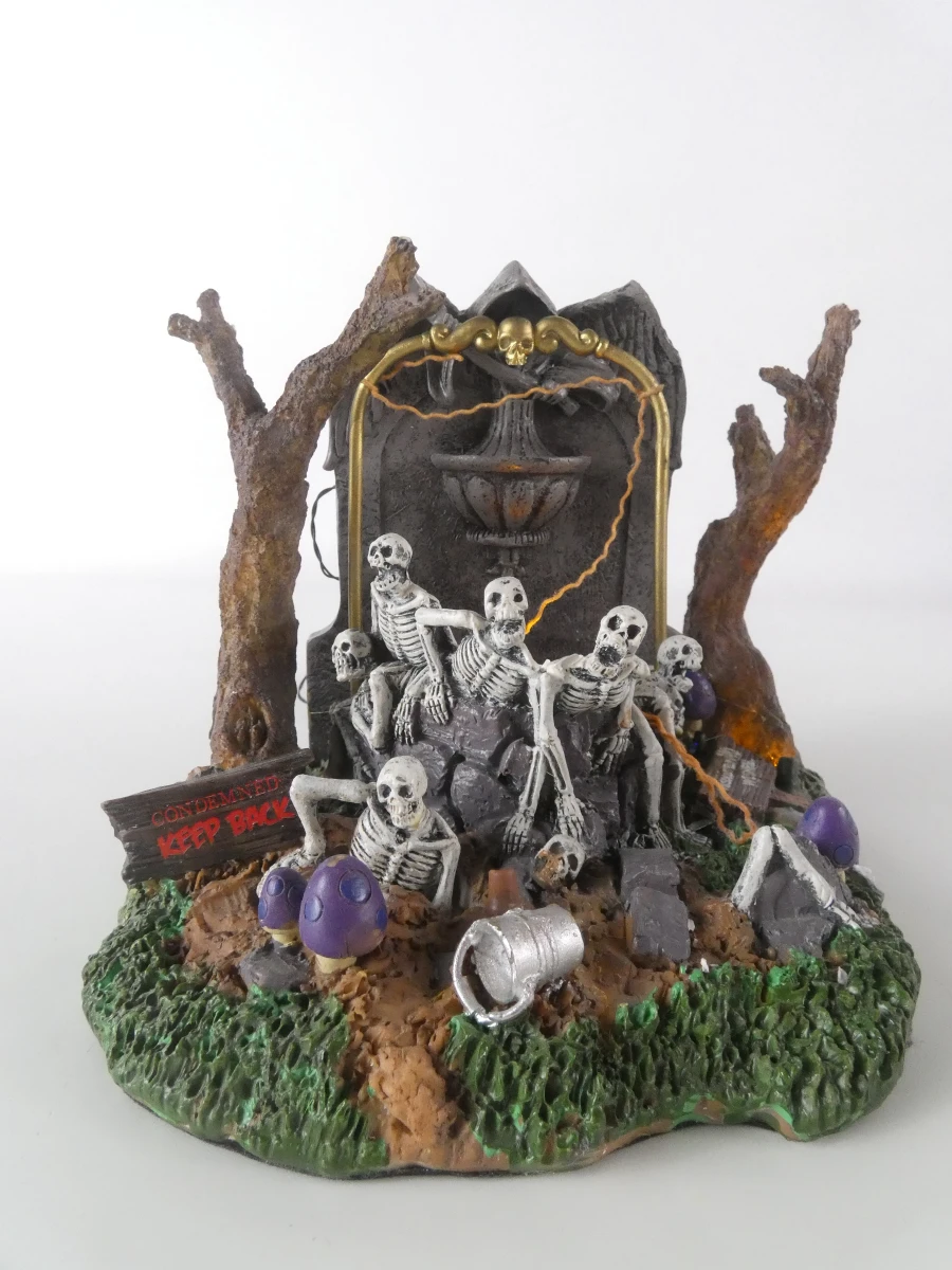 Lemax Spooky Town – Transylvania Transport Co. & Spooky Graveyard (Met Doos) - foto 3