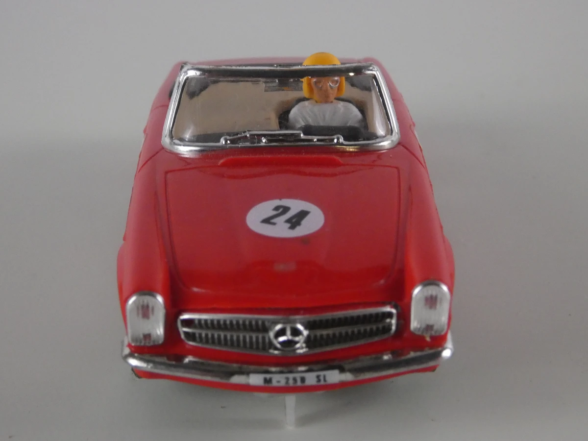 Set van 4 vintage Scalextric racebaanauto’s met vitrineboxen - foto 13