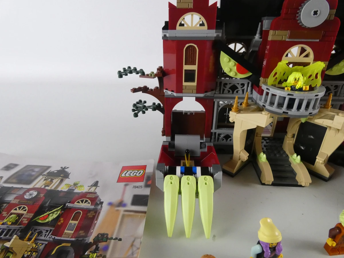 LEGO Hidden Side 70425 - Newbury Haunted High School (Spookschool) - foto 5