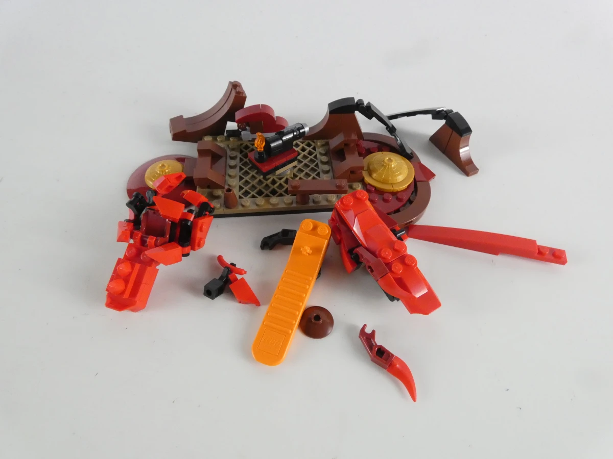 LEGO Ninjago Destiny’s Bounty 71705 – met doos en handleiding - foto 12