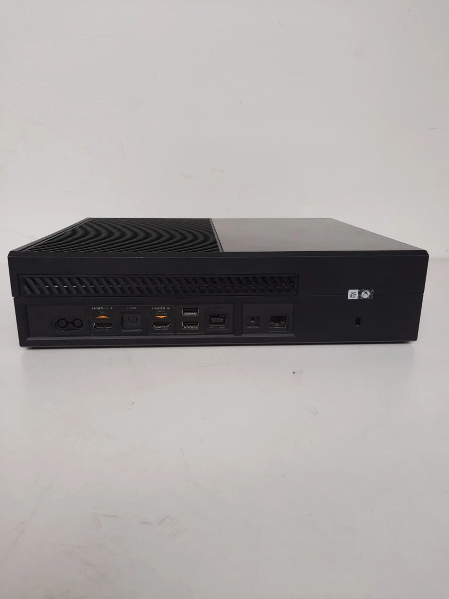 Xbox One Console (Model 1540) – Inclusief 2 Controllers, Kabels & 2 Games